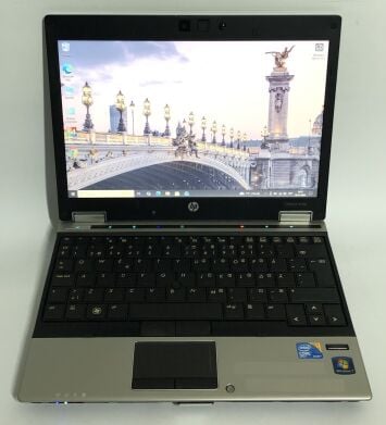 Нетбук Б-клас HP Elitebook 2540p / 12.1" (1280x800) TN / Intel Core i7-640LM (2 (4) ядра по 2.13 - 2.93 GHz) / 6 GB DDR3 / 80 GB SSD / Intel HD Graphics / WebCam / Підсилена батарея