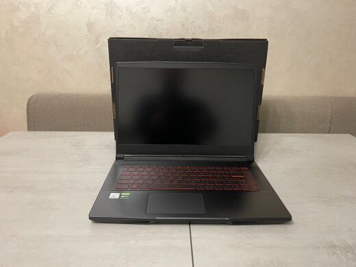 Игровой ноутбук MSI Thin 15 GF63 10SC-035US / 15.6" (1920x1080) IPS / Intel Core i5-10300H (4 (8) ядра по 2.5 - 4.5 GHz) / 16 GB DDR4 / 256 GB SSD M.2 + 500 GB HDD / nVidia GeForce GTX 1650 Max-Q, 4 GB GDDR5, 128-bit / WebCam