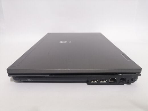 Мобильная рабочая станция HP EliteBook 8540w / 15.6" (1920x1080) TN / Intel Core i7-620M (2 (4) ядра по 2.66 - 3.33 GHz) / 8 GB DDR3 / 240 GB SSD / nVidia Quadro FX 880M, 1 GB DDR3, 128-bit / WebCam