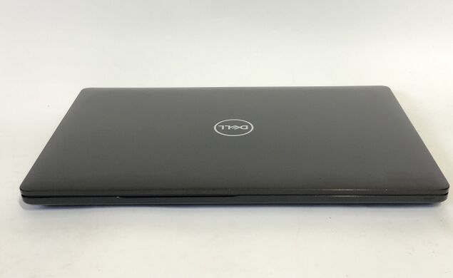 Мобільна робоча станція Б-клас Dell Precision 3541 / 15.6" (1920x1080) IPS / Intel Core i7-9850H (6 (12) ядер по 2.6 - 4.6 GHz) / 16 GB DDR4 / 1000 GB SSD / nVidia Quadro P620, 4 GB GDDR5, 128-bit / WebCam / Win 10 Pro