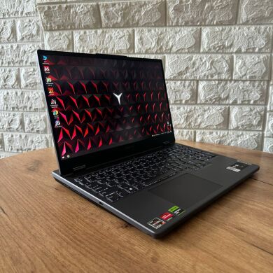 Ігровий ноутбук Lenovo Legion 5 15ARP8 / 15.6" (2560x1440) IPS / AMD Ryzen 7 7735HS (8 (16) ядер 3.2 - 4.75 GHz) / 16 GB DDR4 / 1000 GB SSD / nVidia GeForce RTX 4060, 8 GB GDDR6, 128-bit / WebCam