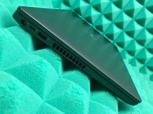 Ультрабук Dell Latitude 5400 Chromebook / 14" (1920x1080) IPS / Intel Core i3-8145U (2 (4) ядра по 2.1 - 3.9 GHz) / 8 GB DDR4 / 256 GB SSD M.2 / Intel UHD Graphics 620 / WebCam / ChromeOS