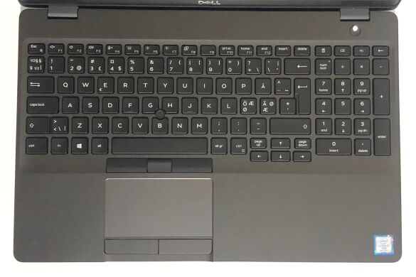 Игровой ноутбук Dell Latitude 5501 / 15.6" (1920x1080) IPS / Intel Core i7-9850H (6 (12) ядра по 2.6 - 4.6 GHz) / 16 GB DDR4 / 512 GB SSD / nVidia GeForce MX150, 2 GB GDDR5, 64-bit / WebCam / Win 11 Pro