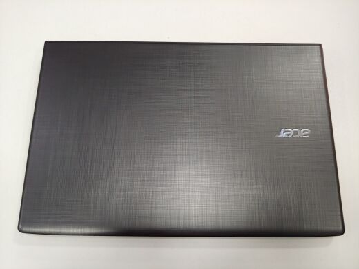 Ноутбук Acer Aspire E5-575T / 15.6" (1366x768) TN Touch / Intel Core i3-6006U (2(4) ядра по 2.0 GHz) / 8 GB DDR4 / 500 GB HDD / Web-camera, DVD-ROM