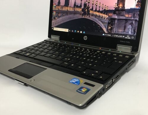 Нетбук Б-клас HP Elitebook 2540p / 12.1" (1280x800) TN / Intel Core i7-640LM (2 (4) ядра по 2.13 - 2.93 GHz) / 6 GB DDR3 / 80 GB SSD / Intel HD Graphics / WebCam / Підсилена батарея