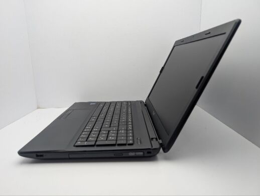 Ноутбук Asus X54C / 15.6" (1366x768) TN / Intel Pentium B960 (2 ядра по 2.2 GHz) / 8 GB DDR3 / 500 GB HDD / Intel HD Graphics / WebCam / DVD-ROM Ноутбук Asus X54C / 15.6" (1366x768) TN / Intel Pentium B960 (2 ядра по 2.2 GHz) / 8 GB DDR3 / 500 GB HDD / Intel HD Graphics / WebCam / DVD-ROM