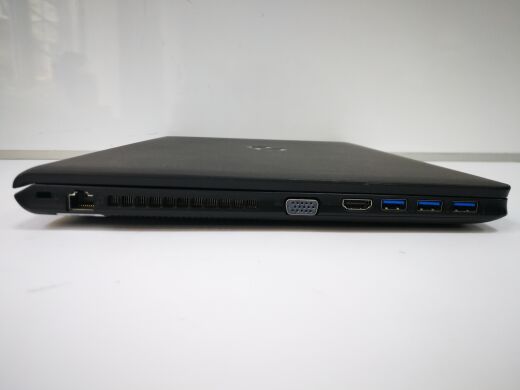 Fujitsu LifeBook A555 / 15.6" (1366х768) / Intel Core i3-5005U (2(4)ядра по 2.0GHz) / 8 GB DDR3 / New 120 GB SSD / Webcam