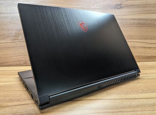 Игровой ноутбук MSI GV15 Thin 11SCV / 15.6" (1920x1080) IPS / Intel Core i5-11400H (6 (12) ядер по 2.7 - 4.5 GHz) / 16 GB DDR4 / 256 GB SSD + 500 GB HDD / nVidia GeForce GTX 1650, 4 GB GDDR5, 128-bit / WebCam / Windows 10