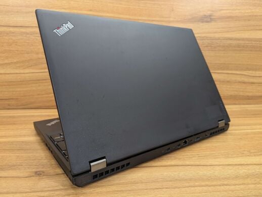 Мобильная рабочая станция Б-класс Lenovo ThinkPad P50 / 15.6" (1920x1080) IPS / Intel Core i7-6820HQ (4 (8) ядра по 2.7 - 3.6 GHz) / 16 GB DDR4 / 512 GB SSD / nVidia Quadro M1000M, 4 GB GDDR5, 128-bit / TouchID / WebCam / Windows 10 Мобильная рабочая станция Б-класс Lenovo ThinkPad P50 / 15.6" (1920x1080) IPS / Intel Core i7-6820HQ (4 (8) ядра по 2.7 - 3.6 GHz) / 16 GB DDR4 / 512 GB SSD / nVidia Quadro M1000M, 4 GB GDDR5, 128-bit / TouchID / WebCam / Windows 10