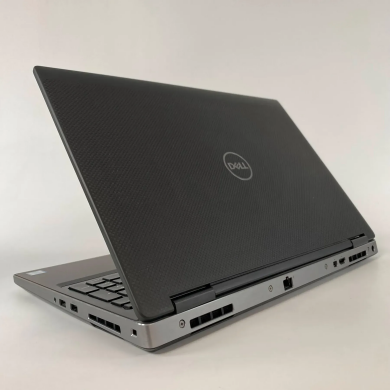 Мобільна робоча станція Dell Precision 7540 / 15.6" (1920x1080) IPS / Intel Core i7-9850H (6 (12) ядер по 2.6 - 4.6 GHz) / 16 GB DDR4 / 512 GB SSD / nVidia Quadro T2000, 4 GB GDDR5, 128-bit / WebCam