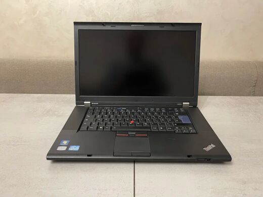 Мобільна робоча станція Lenovo ThinkPad W520 / 15.6" (1920x1080) TN / Intel Core i7-2760QM (4 (8) ядра по 2.4 - 3.5 GHz) / 16 GB DDR3 / 256 GB SSD NEW / nVidia Quadro 1000M, 2 GB DDR3, 128-bit / WebCam / DVD-RW / DisplayPort