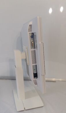 Монитор Fujitsu-Siemens B19-6 LED / 19'' / 1280х1024 / встроенные колонки
