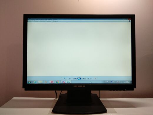 Монітор Hyundai x220w / 22" (1680x1050) TN / 1x VGA
