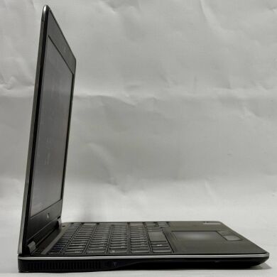 Нетбук Dell Latitude E7240 / 12.5" (1366x768) TN / Intel Core i5-4200U (2 (4) ядра по 1.6 - 2.6 GHz) / 8 GB DDR3 / 128 GB SSD / Intel HD Graphics 4400 / WebCam / Windows 10 Pro Нетбук Dell Latitude E7240 / 12.5" (1366x768) TN / Intel Core i5-4200U (2 (4) ядра по 1.6 - 2.6 GHz) / 8 GB DDR3 / 128 GB SSD / Intel HD Graphics 4400 / WebCam / Windows 10 Pro