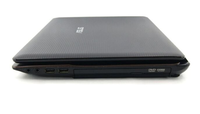 Ноутбук Asus K53SC / 15.6" (1366x768) TN / Intel Core i5-2430M (2 (4) ядра по 2.4 - 3.0 GHz) / 8 GB DDR3 / 240 GB SSD / nVidia GeForce GT 520M, 1 GB DDR3, 64-bit / WebCam / DVD-ROM / Win 10 Pro