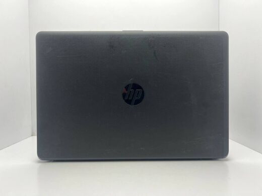 Ноутбук Б-клас HP 15-bs530ng / 15.6" (1366x768) TN / Intel Core i3-6006U (2 (4) ядра по 2.0 GHz) / 4 GB DDR4 / 240 GB SSD / Intel HD Graphics 520 / WebCam