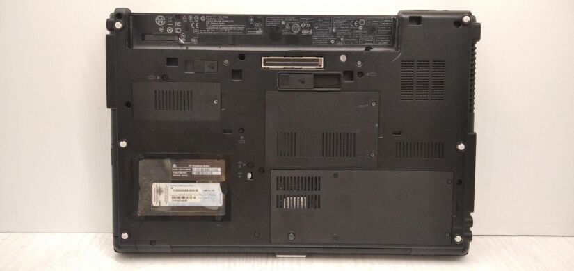 Ноутбук Б-класс HP EliteBook 8540w / 15.6" (1366x768) TN / Intel Core i5-540M (2 (4) ядра по 2.53 - 3.07 GHz) / 4 GB DDR3 / 320 GB HDD / nVidia Quadro FX 880M, 1 GB DDR3, 128-bit / WebCam / Без АКБ