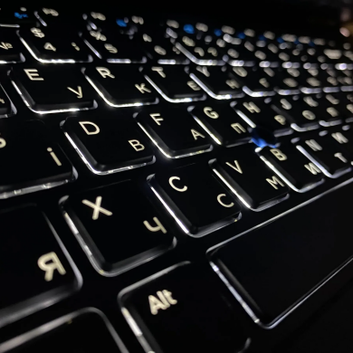 Ноутбук Dell Latitude E5550 / 15.6" (1366x768) TN / Intel Core i5-5300U (2 (4) ядра по 2.3 - 2.9 GHz) / 16 GB DDR3 / 256 GB SSD / Intel HD Graphics 5500 / WebCam / HDMI