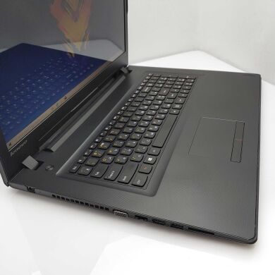 Ноутбук Lenovo IdeaPad 300-17ISK Black / 17.3" (1600x900) TN / Intel Core i5-6200U (2 (4) ядра по 2.3 - 2.8 GHz) / 8 GB DDR3 / 120 GB SSD / WebCam / DVD-RW