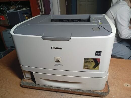 Принтер Б-класс Canon i-SENSYS LBP6650dn / Лазерная монохромная печать / 600x600 dpi / A4 / 33 стр/мин / USB 2.0, Ethernet / Дуплекс