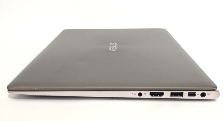 Ультрабук Б-класс Asus ZenBook UX303UB / 13.3" (1920x1080) IPS / Intel Core i7-6500U (2 (4) ядра по 2.5 - 3.1 GHz) / 8 GB DDR3 / 128 GB SSD / nVidia GeForce 940M, 2 GB GDDR3, 64-bit / WebCam / Win 10 Pro
