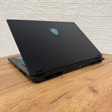 Игровой ноутбук Б-класс MSI Stealth 18 AI Studio A1VHG / 18" (3840x2400) IPS / Intel Core Ultra 9 185H (16 (22) ядер по 1.8 - 5.1 GHz) / 32 GB DDR5 / 1000 GB SSD / nVidia GeForce RTX 4080, 12 GB GDDR6, 192-bit / WebCam Игровой ноутбук Б-класс MSI Stealth 18 AI Studio A1VHG / 18" (3840x2400) IPS / Intel Core Ultra 9 185H (16 (22) ядер по 1.8 - 5.1 GHz) / 32 GB DDR5 / 1000 GB SSD / nVidia GeForce RTX 4080, 12 GB GDDR6, 192-bit / WebCam