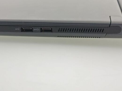 Игровой ноутбук Dell Alienware M15 R7 P109F / 15.6" (1920x1080) IPS / AMD Ryzen 7 5800H (8 (16) ядер по 3.2 - 4.4&nbsp;GHz) / 16 GB DDR4 / 256 GB SSD + 1000 GB HDD / nVidia GeForce RTX 3060, 6 GB GDDR6, 192-bit / WebCam / Win 10 Pro