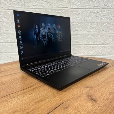 Игровой ноутбук Б-класс Evoo Gaming Laptop 15 EG-LP7-BK / 15.6" (1920x1080) IPS / AMD Ryzen 7 4800H (8 (16) ядер по 2.9 - 4.2 GHz) / 16 GB DDR4 / 512 GB SSD / nVidia GeForce RTX 2060, 6 GB GDDR6, 192-bit / WebCam