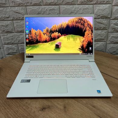 Ігровий ультрабук Б-клас Acer ConceptD CM515-51 / 15.6" (3840x2160) IPS / Intel Core i7-8705G (4 (8) ядра по 3.1 - 4.1 GHz) / 16 GB DDR4 / 512 GB SSD / AMD Radeon RX Vega M GL, 4 GB HBM2, 1024-bit / WebCam