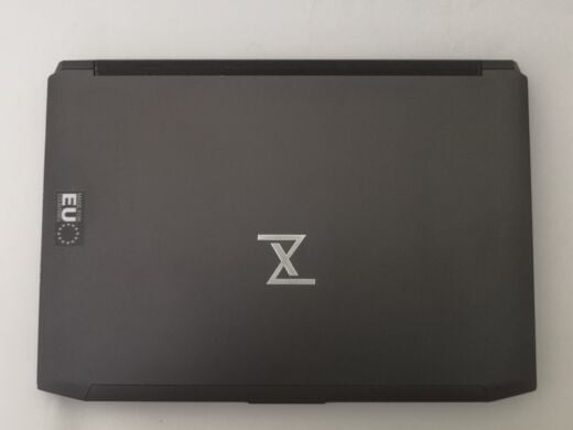 Ігровий ноутбук Tuxedo Clevo P641HK / 14" (1920x1080) IPS / Intel Core i7-7700HQ (4 (8) ядра по 2.8 - 3.8 GHz) / 16 GB DDR4 / 512 GB SSD / nVidia GeForce GTX 1050 Ti, 4 GB GDDR5, 128-bit / WebCam / Win 10 Pro Ігровий ноутбук Tuxedo Clevo P641HK / 14" (1920x1080) IPS / Intel Core i7-7700HQ (4 (8) ядра по 2.8 - 3.8 GHz) / 16 GB DDR4 / 512 GB SSD / nVidia GeForce GTX 1050 Ti, 4 GB GDDR5, 128-bit / WebCam / Win 10 Pro