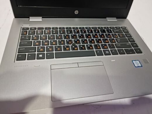 Ноутбук Б-класс HP ProBook 640 G5 / 14" (1366x768) TN / Intel Core i5-8365U (4 (8) ядра по 1.6 - 4.1 GHz) / 16 GB DDR4 / 256 GB SSD M.2 / Intel UHD Graphics / WebCam Ноутбук Б-класс HP ProBook 640 G5 / 14" (1366x768) TN / Intel Core i5-8365U (4 (8) ядра по 1.6 - 4.1 GHz) / 16 GB DDR4 / 256 GB SSD M.2 / Intel UHD Graphics / WebCam