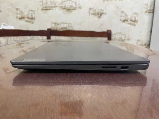 Ноутбук Lenovo IdeaPad 3 15IAU7 / 15.6" (1920x1080) IPS / Intel Core i5-1235U (10 (12) ядер по 3.3 - 4.4 GHz) / 16 GB DDR4 / 256 GB SSD / Intel Iris Xe Graphics / WebCam Ноутбук Lenovo IdeaPad 3 15IAU7 / 15.6" (1920x1080) IPS / Intel Core i5-1235U (10 (12) ядер по 3.3 - 4.4 GHz) / 16 GB DDR4 / 256 GB SSD / Intel Iris Xe Graphics / WebCam