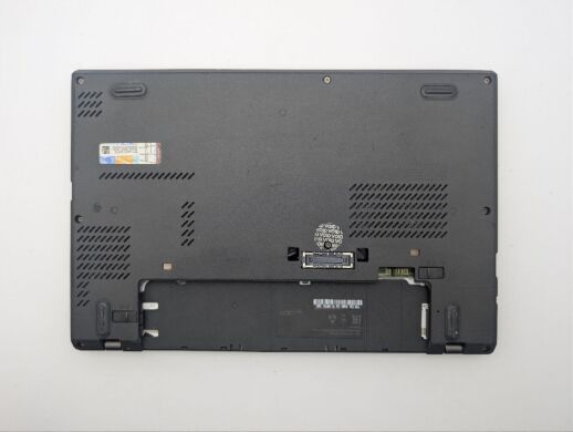 Нетбук Lenovo ThinkPad X250 / 12.5" (1366x768) TN / Intel Core i5-5200U (2 (4) ядра по 2.2 - 2.7 GHz) / 8 GB DDR3 / 180 GB SSD / Intel HD Graphics 5500 / WebCam