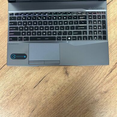 Игровой ноутбук Б-класс MSI GP65 Leopard 10SFK / 15.6" (1920x1080) IPS / Intel Core i7-10750H (6 (12) ядер по 2.6 - 5.0 GHz) / 32 GB DDR4 / 512 GB SSD NVMe / nVidia GeForce RTX 2070, 8 GB GDDR6, 256-bit / WebCam