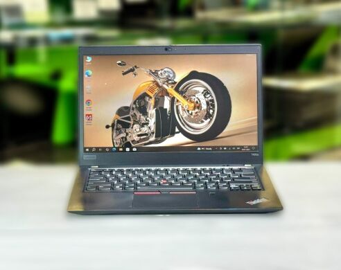 Ультрабук Lenovo ThinkPad T495s / 14" (1920x1080) IPS / AMD Ryzen 5 PRO 3500U (4 (8) ядра по 2.1 - 3.7 GHz) / 16 GB DDR4 / 256 GB SSD M.2 / AMD Radeon Vega 8 Graphics / WebCam / Win 10 Pro