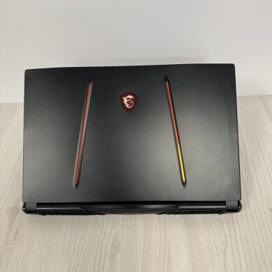 Ігровий ноутбук Б-клас MSI GE75 Raider 10SF / 17.3" (1920x1080) IPS / Intel Core i7-10750H (6 (12) ядер по 2.6 - 5.0 GHz) / 16 GB DDR4 / 512 GB SSD NVMe + 1000 GB HDD / nVidia GeForce RTX 2070, 8 GB GDDR6, 256-bit / WebCam Ігровий ноутбук Б-клас MSI GE75 Raider 10SF / 17.3" (1920x1080) IPS / Intel Core i7-10750H (6 (12) ядер по 2.6 - 5.0 GHz) / 16 GB DDR4 / 512 GB SSD NVMe + 1000 GB HDD / nVidia GeForce RTX 2070, 8 GB GDDR6, 256-bit / WebCam