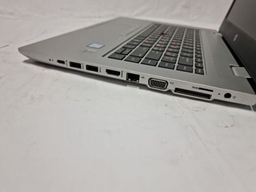 Ноутбук Б-класс HP ProBook 640 G5 / 14" (1366x768) TN / Intel Core i5-8365U (4 (8) ядра по 1.6 - 4.1 GHz) / 16 GB DDR4 / 256 GB SSD M.2 / Intel UHD Graphics / WebCam Ноутбук Б-класс HP ProBook 640 G5 / 14" (1366x768) TN / Intel Core i5-8365U (4 (8) ядра по 1.6 - 4.1 GHz) / 16 GB DDR4 / 256 GB SSD M.2 / Intel UHD Graphics / WebCam