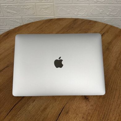 Ультрабук Apple MacBook Air 13 2020 A2337 / 13.3" (2560x1600) IPS / Apple M1 (8 ядер по 2.1 - 3.2 GHz) / 8 GB DDR3 / 256 GB SSD / Apple M1 Graphics / WebCam / MacOS Ультрабук Apple MacBook Air 13 2020 A2337 / 13.3" (2560x1600) IPS / Apple M1 (8 ядер по 2.1 - 3.2 GHz) / 8 GB DDR3 / 256 GB SSD / Apple M1 Graphics / WebCam / MacOS