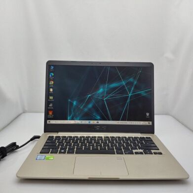 Игровой ультрабук Asus Vivobook S14 S410UA / 14" (1920x1080) IPS / Intel Core i7-8550U (4 (8) ядра по 1.8 - 4.0 GHz) / 16 GB DDR4 / 240 GB SSD / nVidia GeForce MX150, 2 GB GDDR5, 64-bit / WebCam / Win 10 Home