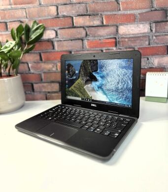 Нетбук Dell Latitude 3190 / 11.6" (1366x768) TN / Intel Pentium Silver N5000 (4 ядра по 1.1 - 2.7 GHz) / 4 GB DDR4 / 128 GB SSD / Intel UHD Graphics 605 / WebCam Нетбук Dell Latitude 3190 / 11.6" (1366x768) TN / Intel Pentium Silver N5000 (4 ядра по 1.1 - 2.7 GHz) / 4 GB DDR4 / 128 GB SSD / Intel UHD Graphics 605 / WebCam