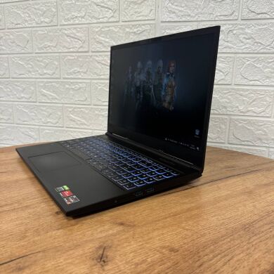 Игровой ноутбук Б-класс Evoo Gaming Laptop 15 EG-LP7-BK / 15.6" (1920x1080) IPS / AMD Ryzen 7 4800H (8 (16) ядер по 2.9 - 4.2 GHz) / 16 GB DDR4 / 512 GB SSD / nVidia GeForce RTX 2060, 6 GB GDDR6, 192-bit / WebCam