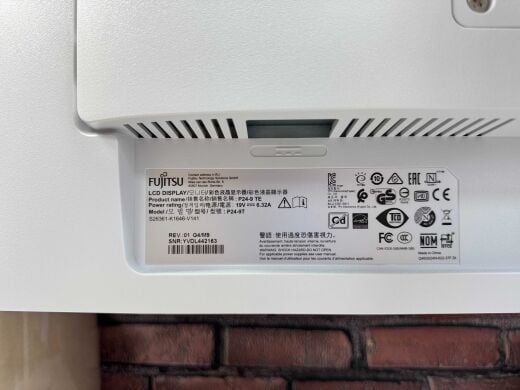 Монітор Fujitsu P24-9T / 24" (1920x1080) IPS / VGA, HDMI, DisplayPort, USB-Type-C, USB-Hub, Audio / Вбудовані колонки 2x 2W / VESA 100x100 Монітор Fujitsu P24-9T / 24" (1920x1080) IPS / VGA, HDMI, DisplayPort, USB-Type-C, USB-Hub, Audio / Вбудовані колонки 2x 2W / VESA 100x100