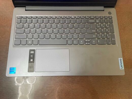 Ноутбук Lenovo IdeaPad 3 15IAU7 / 15.6" (1920x1080) IPS / Intel Core i5-1235U (10 (12) ядер по 3.3 - 4.4 GHz) / 16 GB DDR4 / 256 GB SSD / Intel Iris Xe Graphics / WebCam Ноутбук Lenovo IdeaPad 3 15IAU7 / 15.6" (1920x1080) IPS / Intel Core i5-1235U (10 (12) ядер по 3.3 - 4.4 GHz) / 16 GB DDR4 / 256 GB SSD / Intel Iris Xe Graphics / WebCam