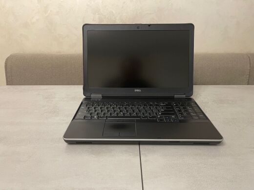 Ноутбук Dell Latitude E6540 / 15.6" (1920x1080) IPS / Intel Core i7-4610M (2 (4) ядра по 3.0 - 3.7 GHz) / 16 GB DDR3 / 256 GB SSD / AMD Radeon 8790M, 2 GB GDDR5, 128-bit / WebCam / DVD-ROM