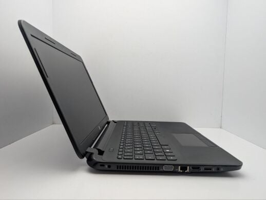 Ноутбук HP 255 G2 / 15.6" (1366x768) TN / AMD E2-3800 (4 ядра по 1.3 GHz) / 8 GB DDR3 / 120 GB SSD / AMD Radeon HD 8280 Graphics / WebCam / DVD-ROM
