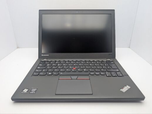 Нетбук Lenovo ThinkPad X250 / 12.5" (1366x768) TN / Intel Core i5-5200U (2 (4) ядра по 2.2 - 2.7 GHz) / 8 GB DDR3 / 180 GB SSD / Intel HD Graphics 5500 / WebCam