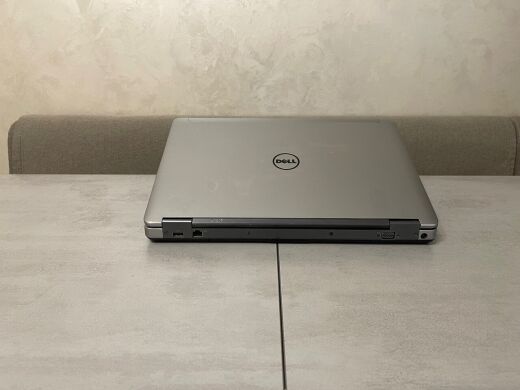 Ноутбук Dell Latitude E6540 / 15.6" (1920x1080) IPS / Intel Core i7-4610M (2 (4) ядра по 3.0 - 3.7 GHz) / 16 GB DDR3 / 256 GB SSD / AMD Radeon 8790M, 2 GB GDDR5, 128-bit / WebCam / DVD-ROM