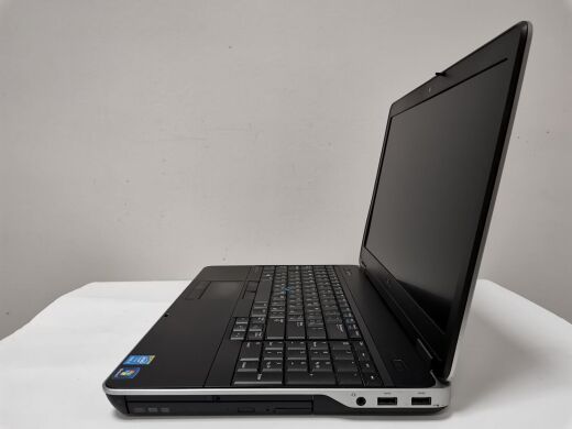 Ноутбук Dell Latitude E6540 / 15.6" (1920x1080) TN / Intel Core i5-4300M (2 (4) ядра по 2.6 - 3.3 GHz) / 8 GB DDR3 / 180 GB SSD /  WebCam / DVD-RW / USB 3.0 / HDMI