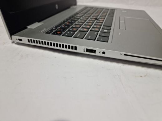 Ноутбук Б-класс HP ProBook 640 G5 / 14" (1366x768) TN / Intel Core i5-8365U (4 (8) ядра по 1.6 - 4.1 GHz) / 16 GB DDR4 / 256 GB SSD M.2 / Intel UHD Graphics / WebCam Ноутбук Б-класс HP ProBook 640 G5 / 14" (1366x768) TN / Intel Core i5-8365U (4 (8) ядра по 1.6 - 4.1 GHz) / 16 GB DDR4 / 256 GB SSD M.2 / Intel UHD Graphics / WebCam