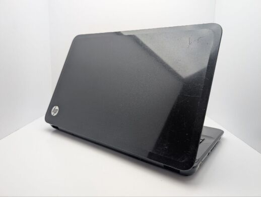 Ноутбук HP Pavilion g7-2246sg / 17.3" (1600x900) TN / AMD A6-4400M (2 ядра по 2.7 - 3.2 GHz) / 6 GB DDR3 / 750 GB HDD / AMD Radeon HD 7520G Graphics / WebCam / DVD-ROM